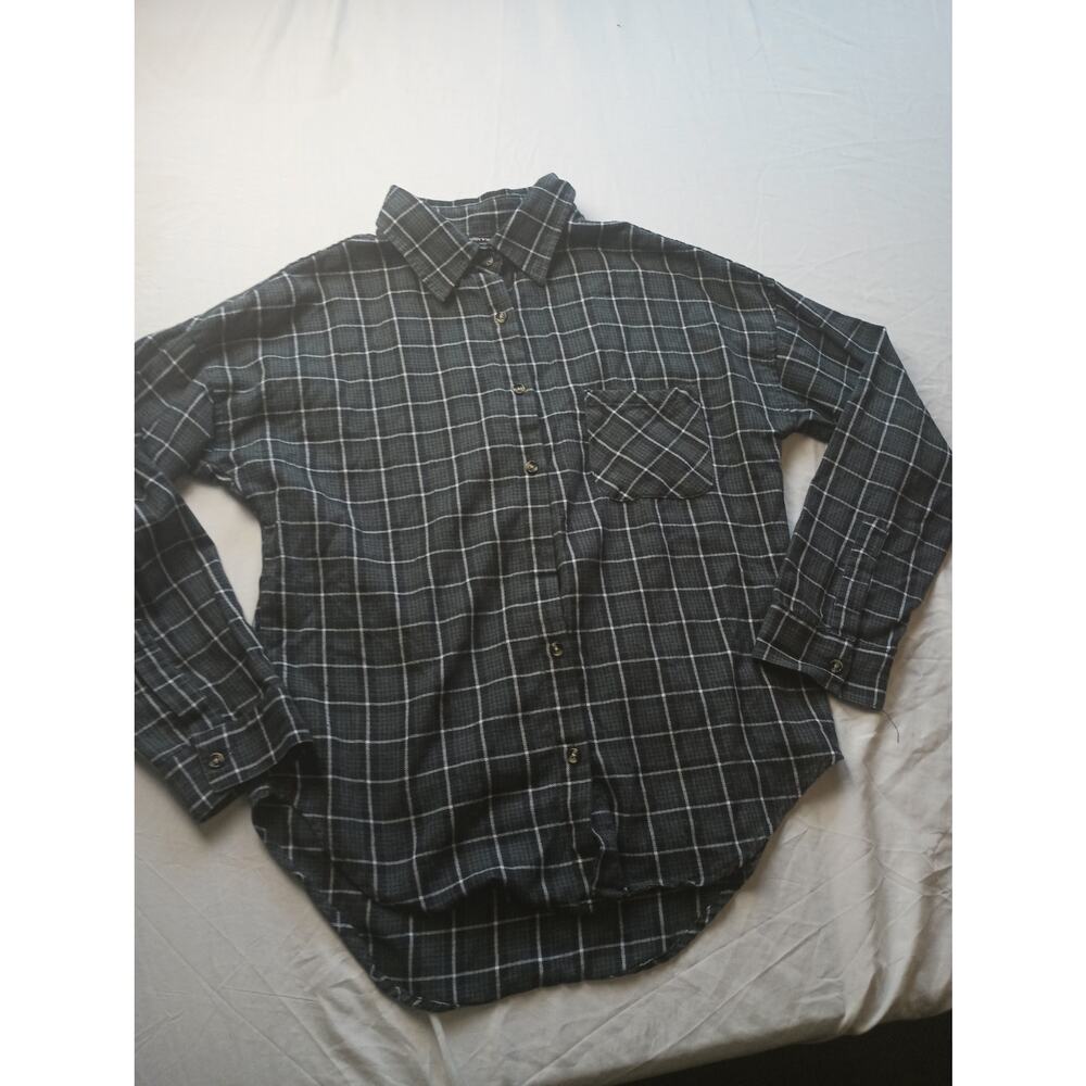 Brandy Melville Flannel Shirt Button Down Women One Size Missing‎ button